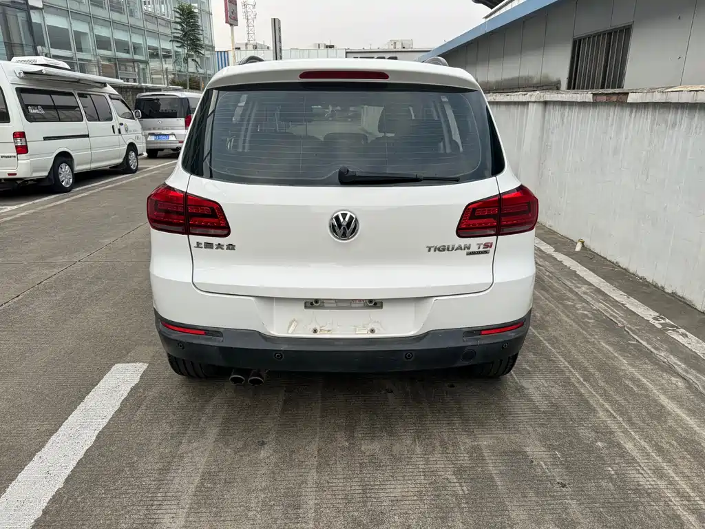 Volkswagen Tiguan — миниатюра 8