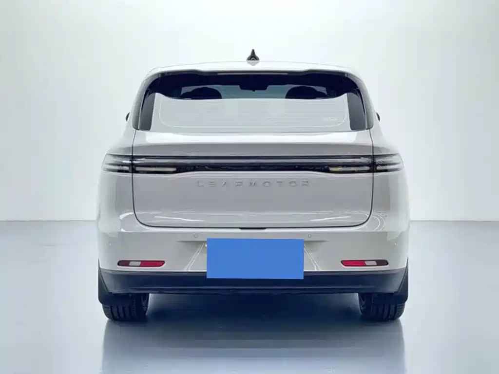 Leapmotor Leapmotor C10 — миниатюра 5