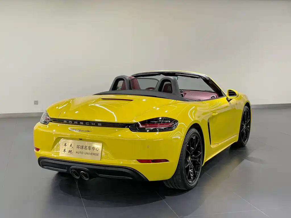 PORSCHE 718