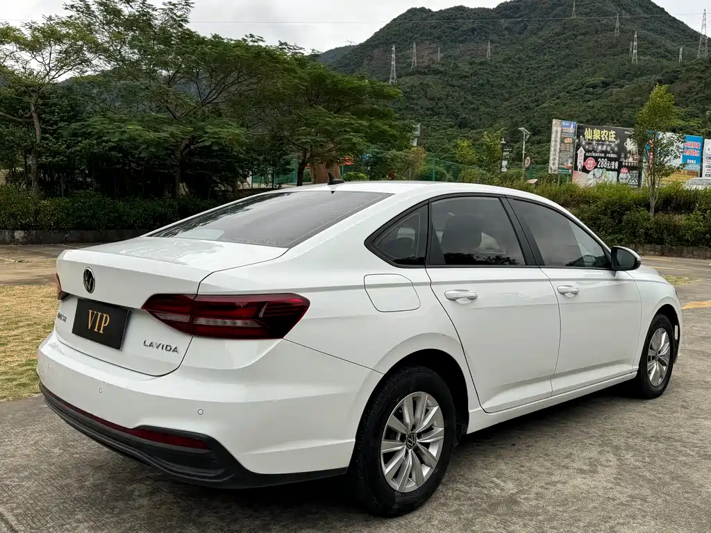 VOLKSWAGEN LAVIDA