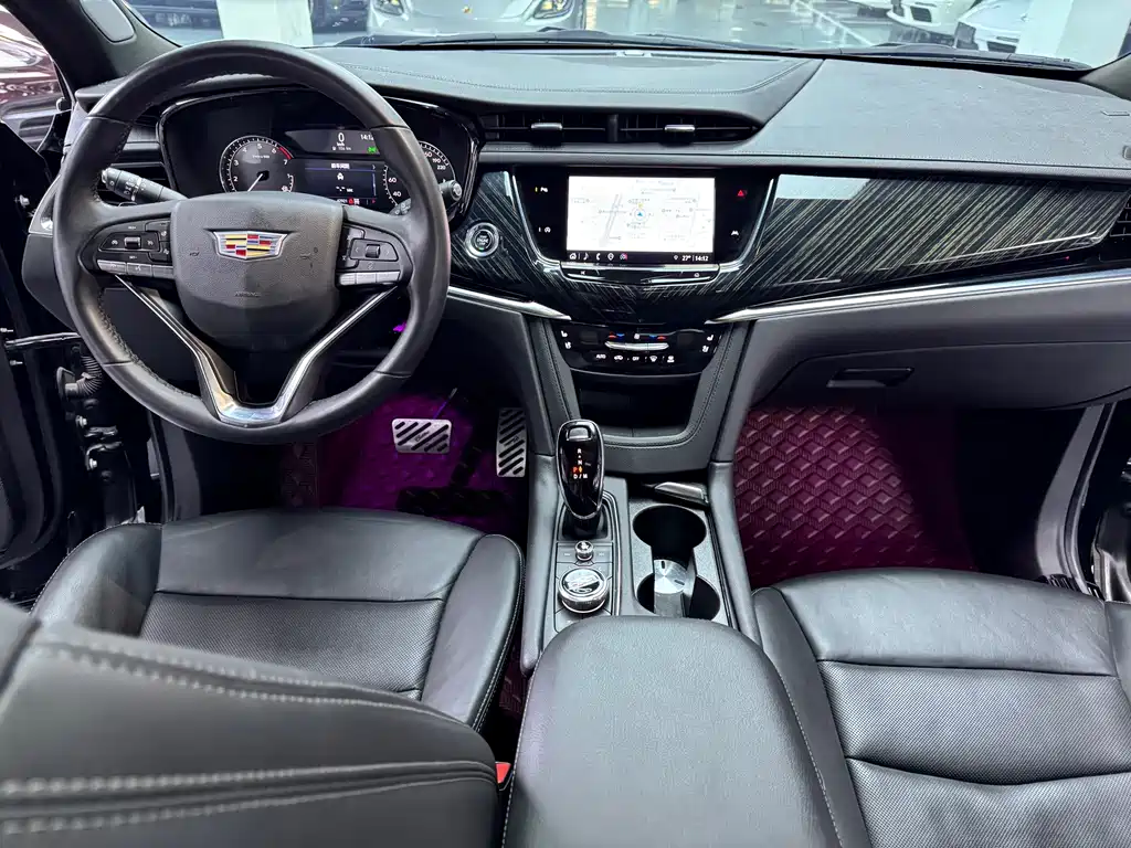 Cadillac XT6 — миниатюра 11