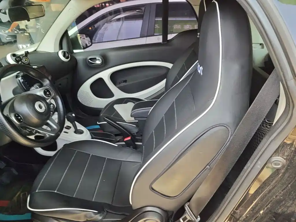smart Smart Fortwo — миниатюра 19
