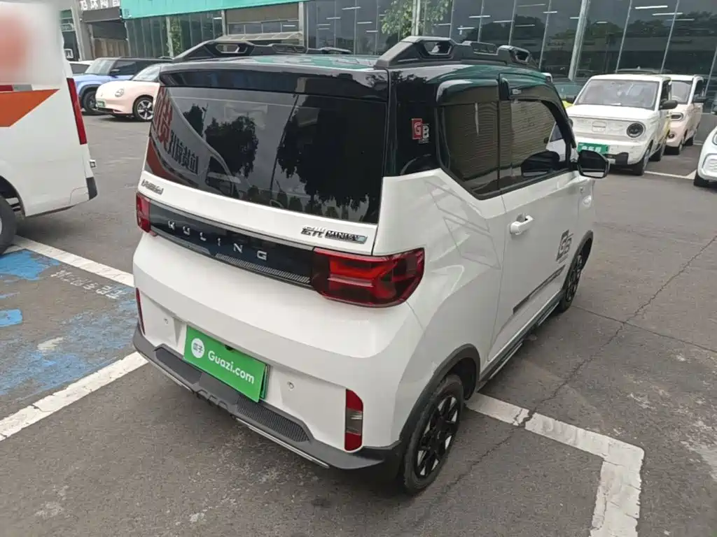 Wuling MINIEV — миниатюра 7