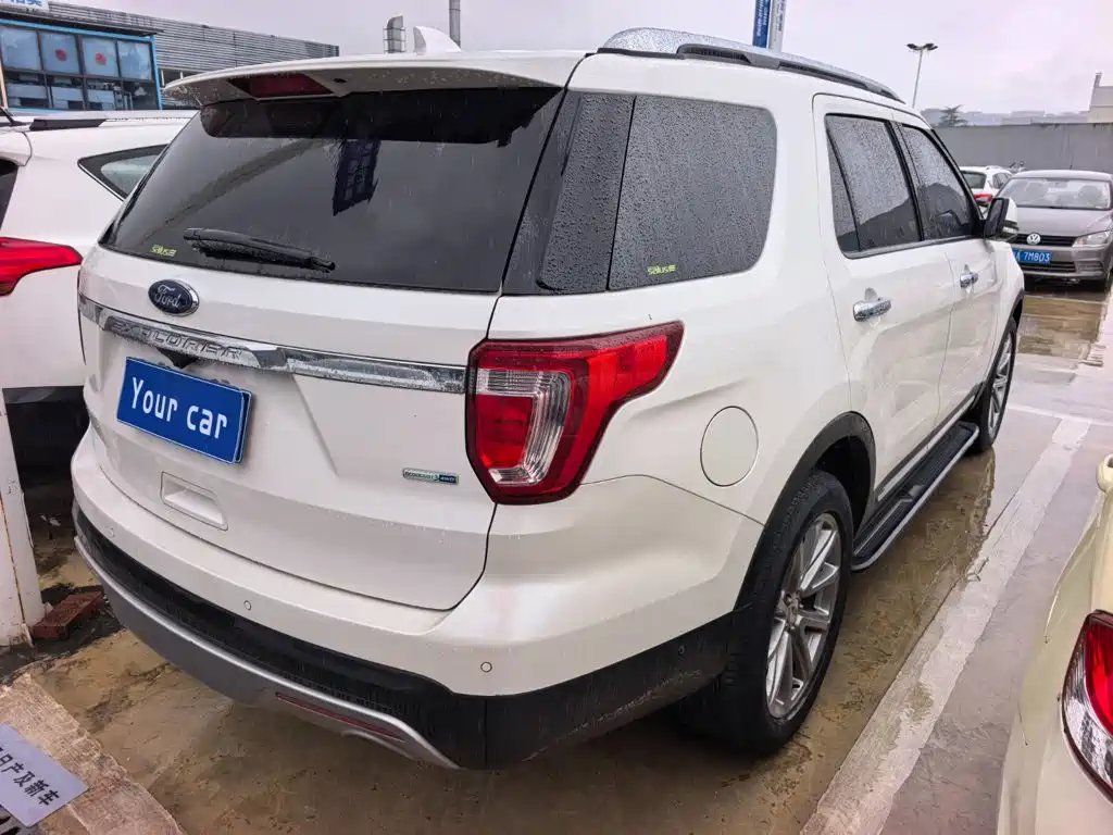 Ford Explorer (Import) — миниатюра 4