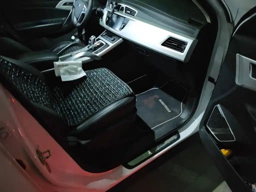 Geely Boyue — миниатюра 18