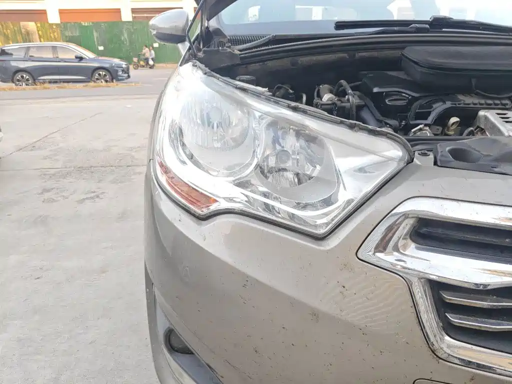 Citroen C4L — миниатюра 7