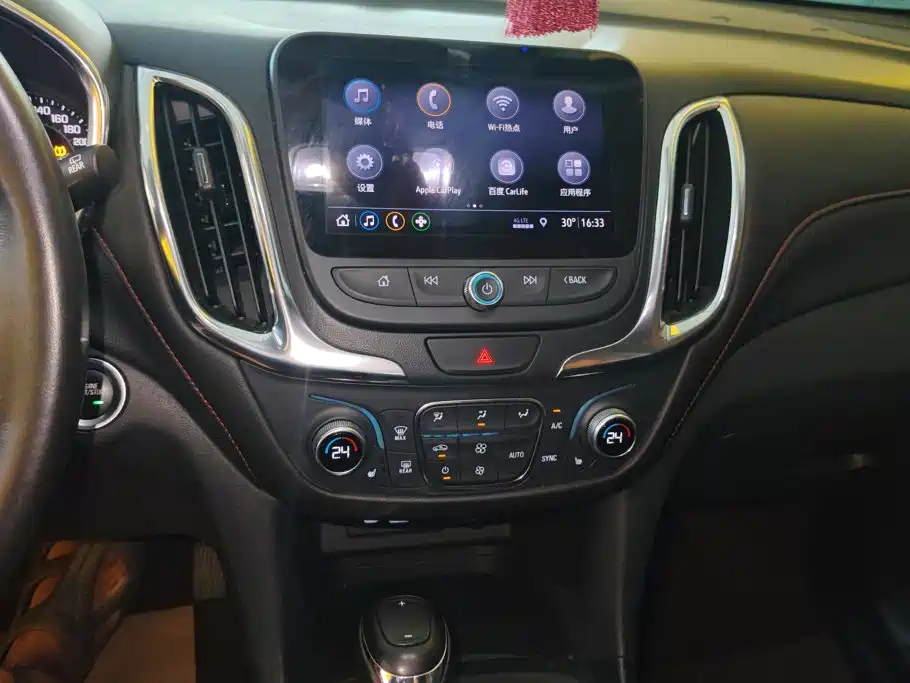 Chevrolet Equinox — миниатюра 13