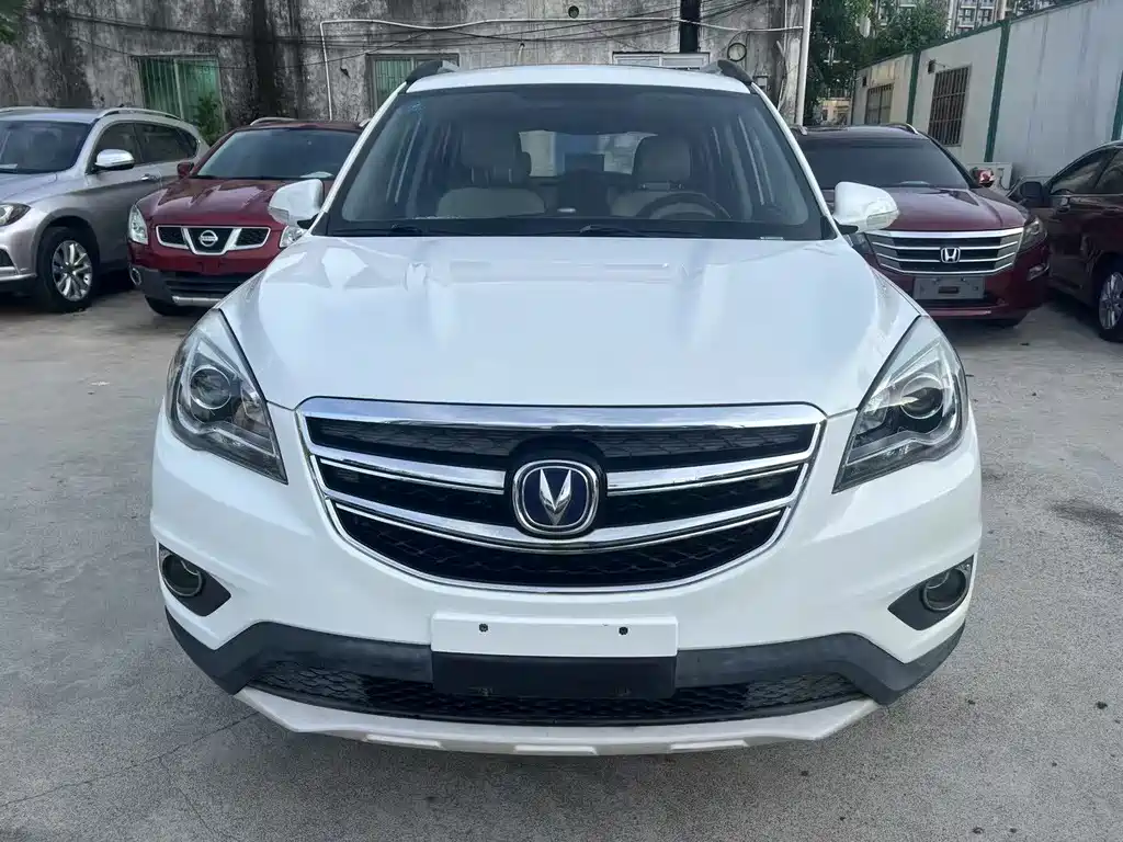 CHANGAN CS35