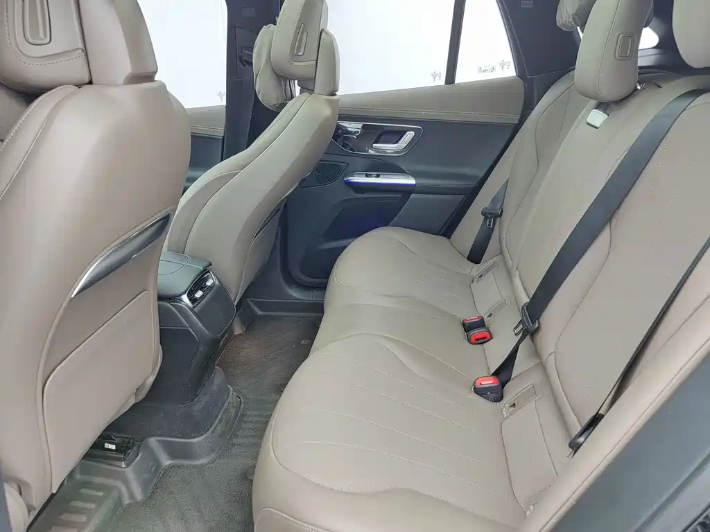 Mercedes-Benz EQE SUV — миниатюра 7