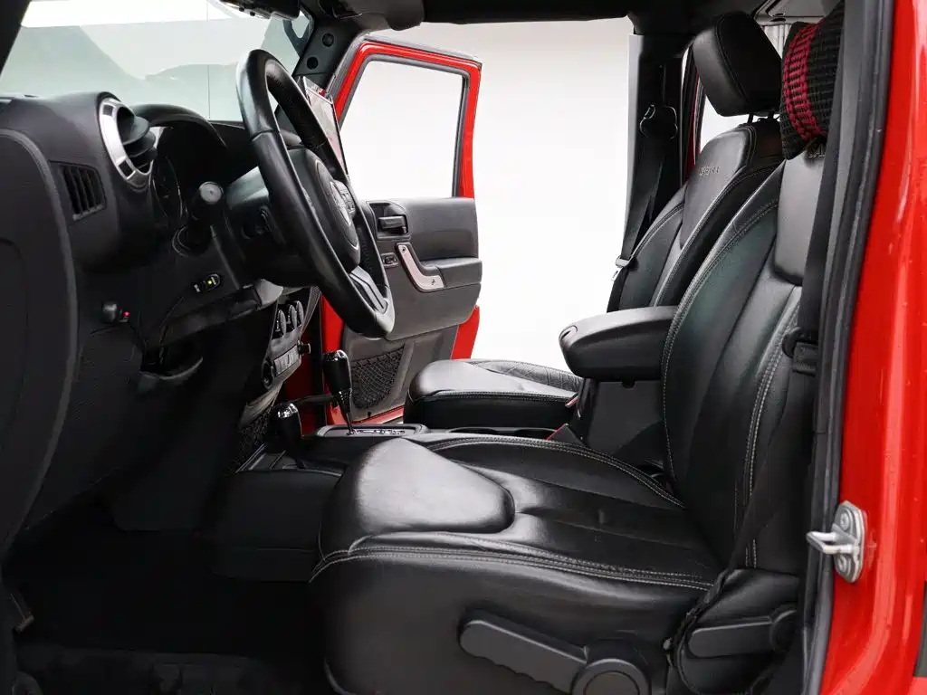 Jeep Wrangler — миниатюра 2