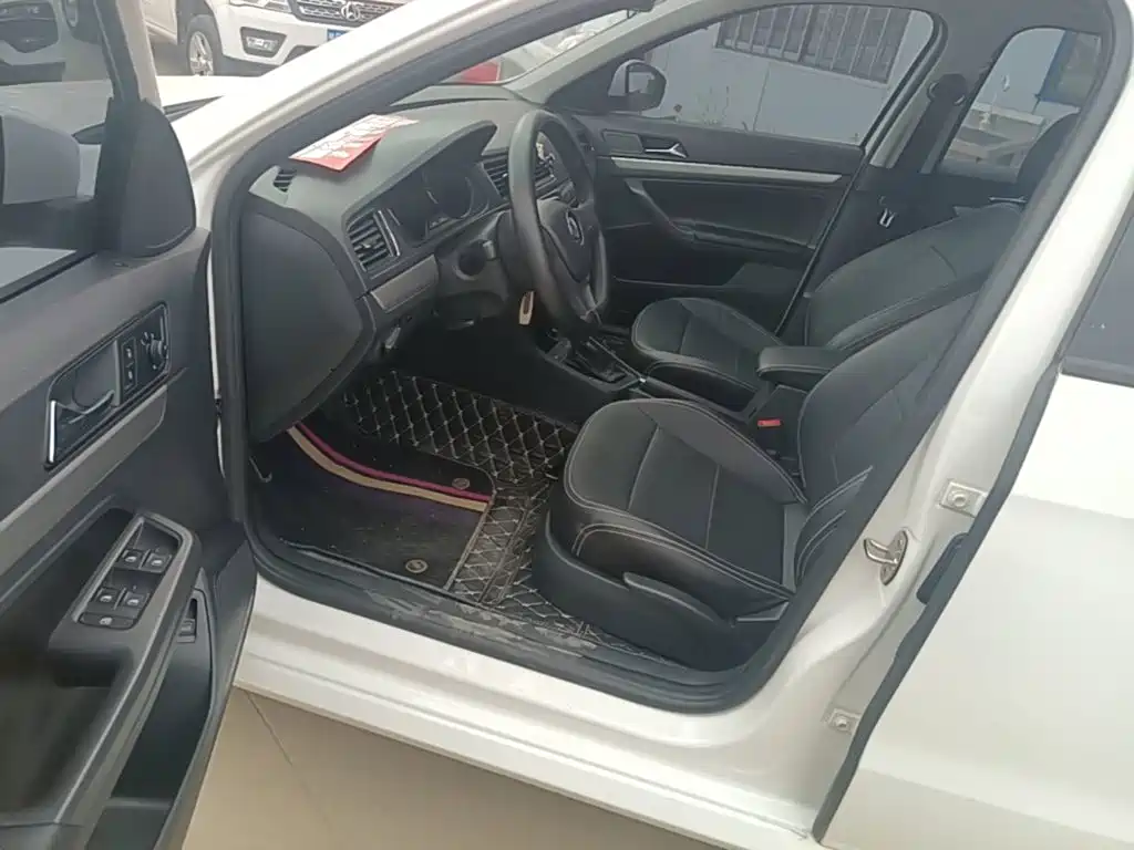 Volkswagen Lavida — миниатюра 16