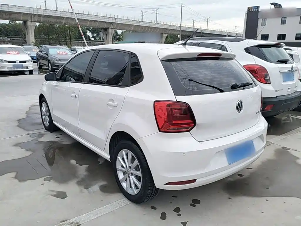 Volkswagen Polo — миниатюра 5