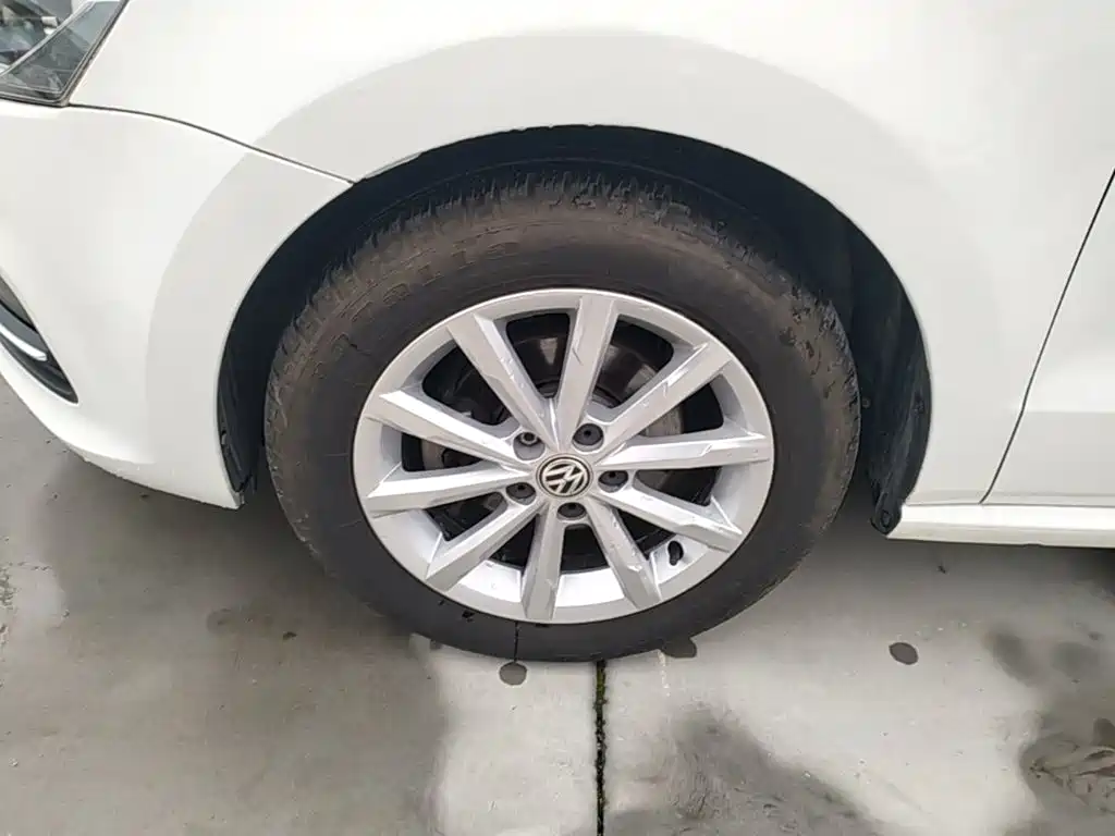 Volkswagen Polo — миниатюра 23