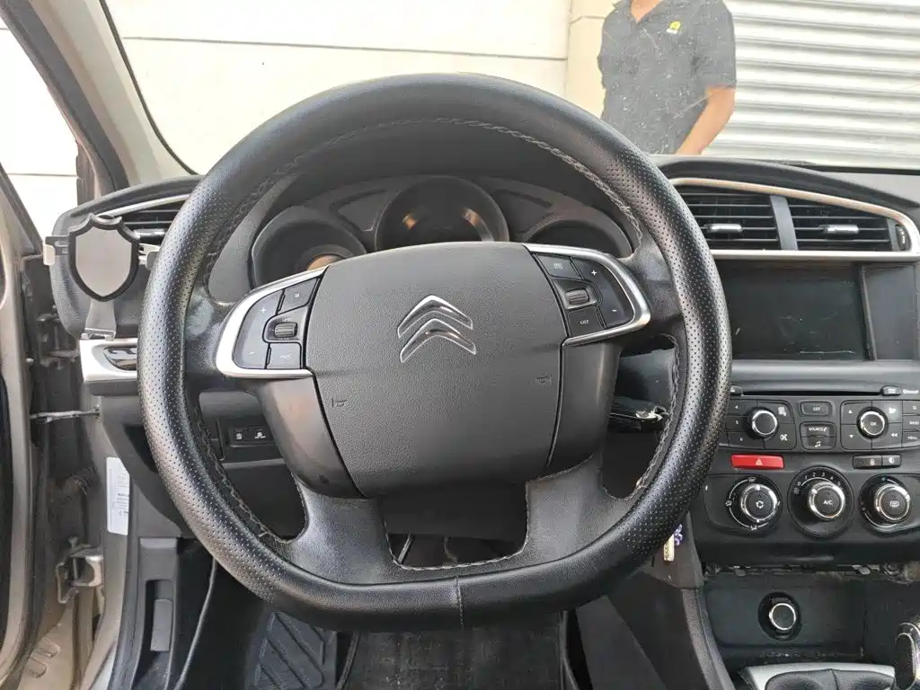 Citroen C4L — миниатюра 11