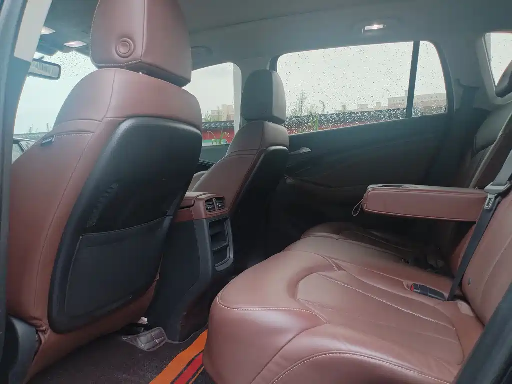Buick Envision Plus — миниатюра 6