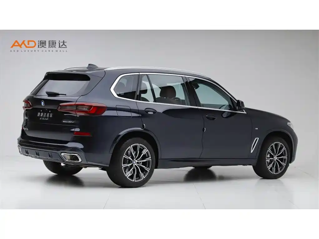 BMW X5 2022 xDrive 30Li Premium M Sport