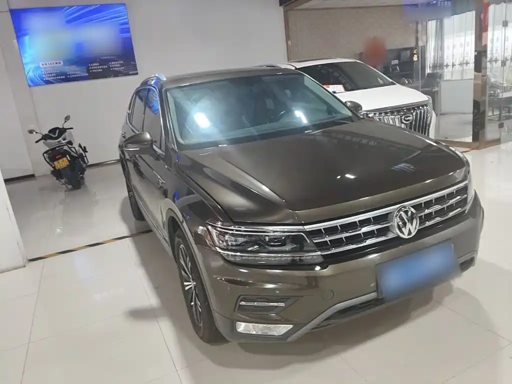 Volkswagen Tiguan L — миниатюра 4