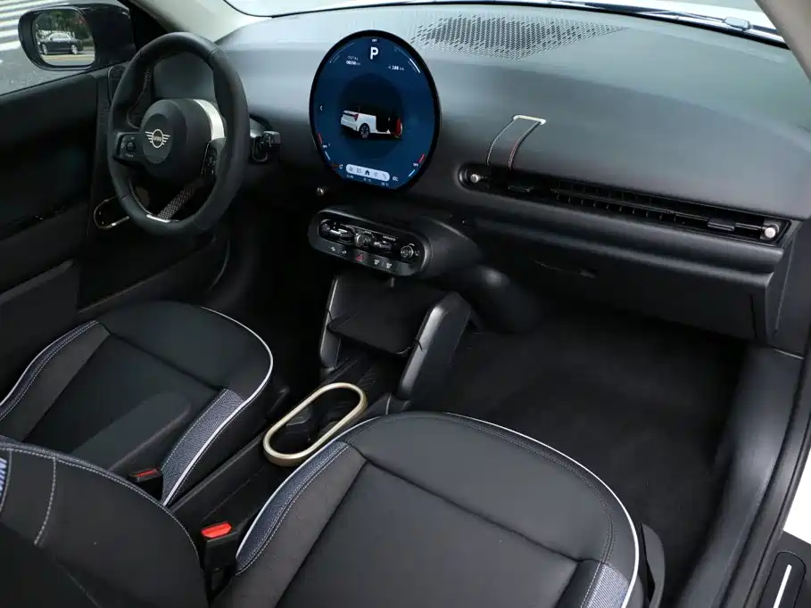 MINI MINI COOPER EV — миниатюра 13