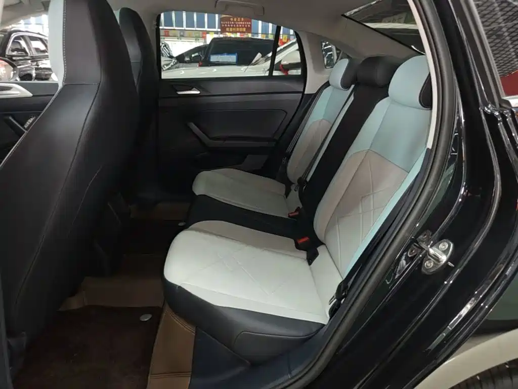 Volkswagen Lavida — миниатюра 17