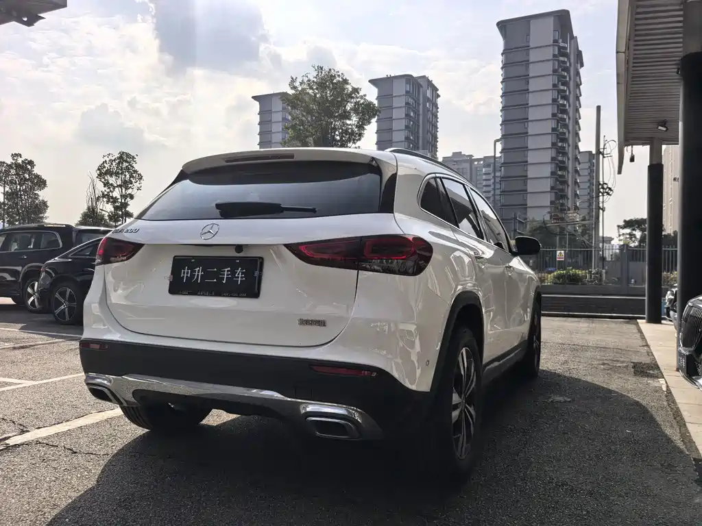 Mercedes-Benz GLA — миниатюра 17