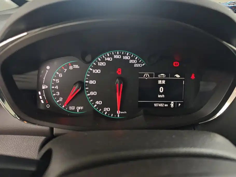 Chevrolet Trax — миниатюра 14