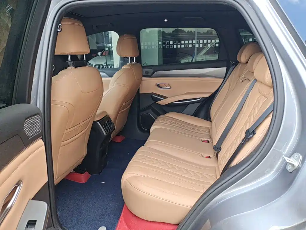BYD L DM-i — миниатюра 17