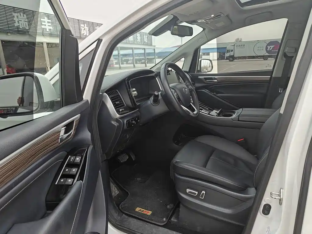 GAC Trumpchi M8 2023 — фото 9