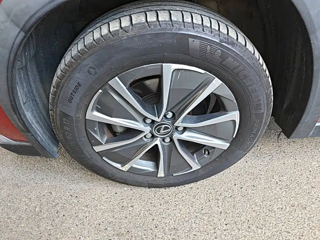 Lexus UX New Energy — миниатюра 23