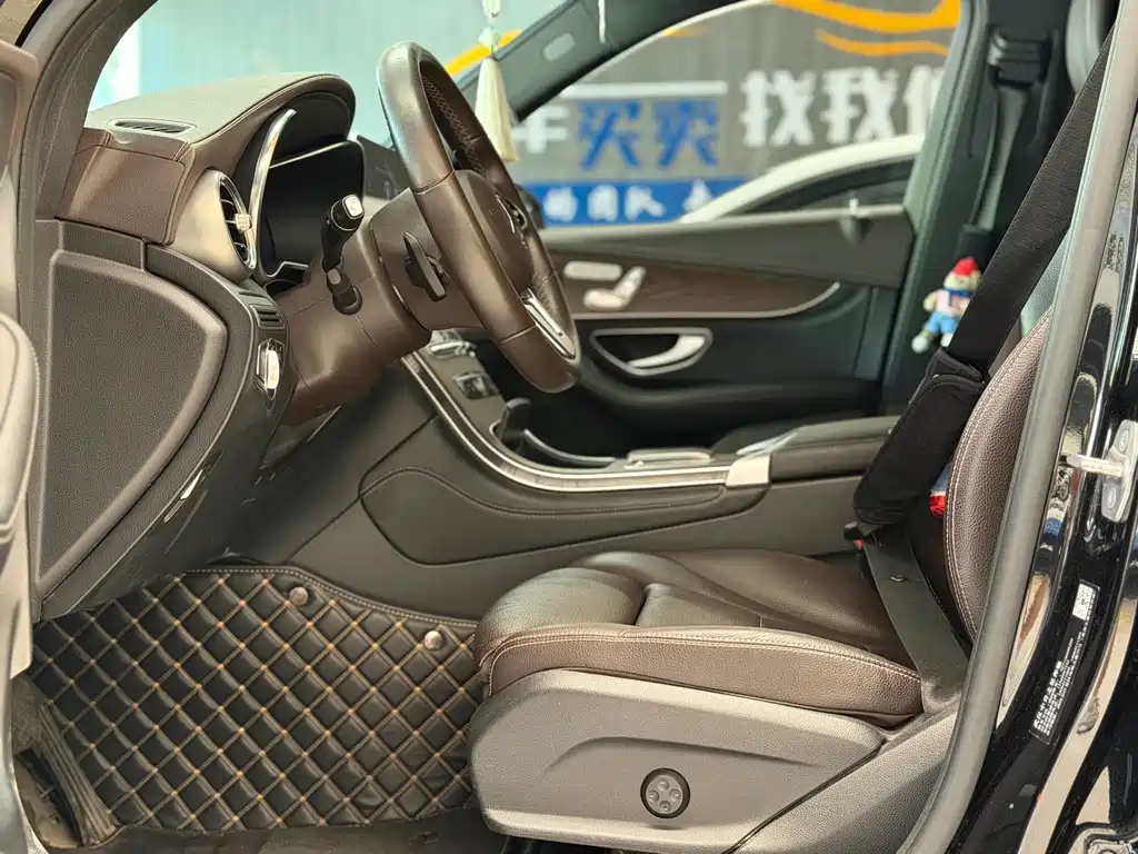 Mercedes-Benz GLC — миниатюра 8
