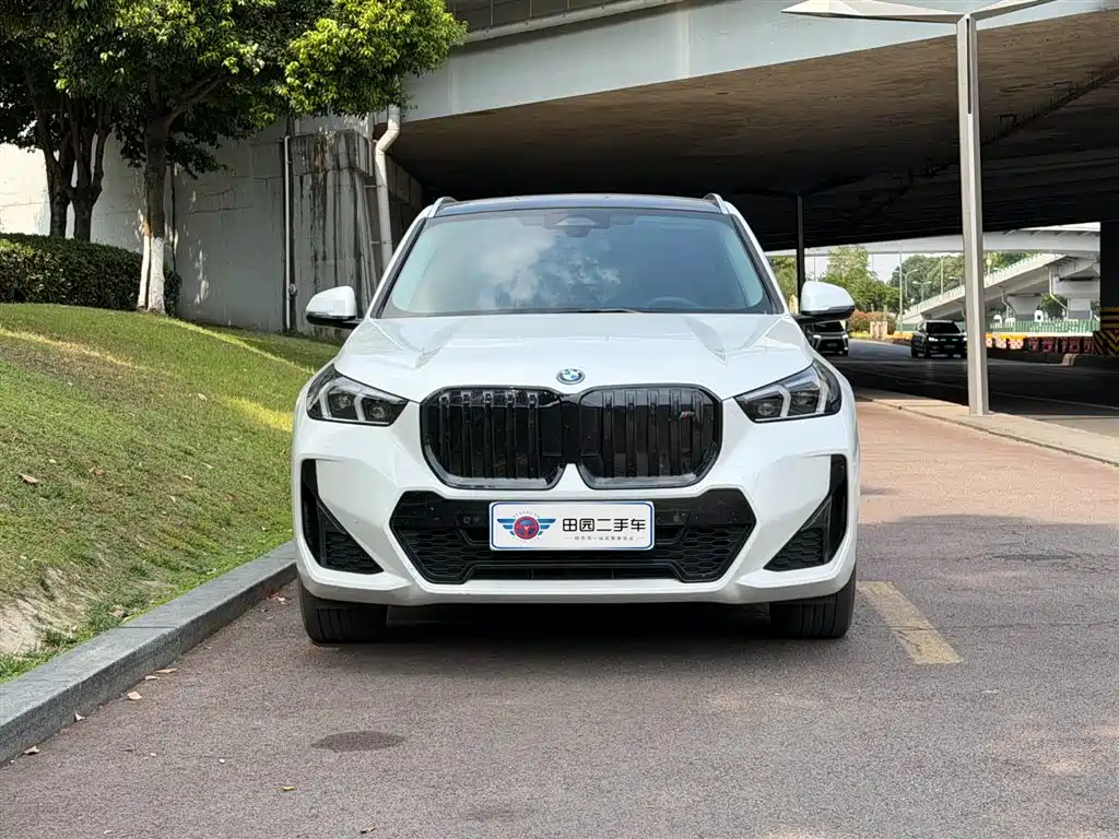 BMW iX1 2023 eDrive25L M Sport