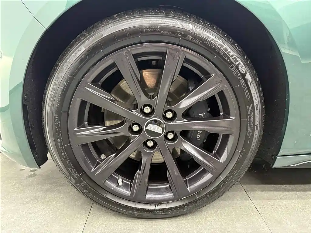 Cadillac CT5 2025 28T