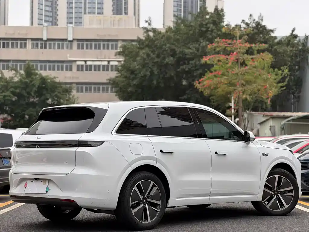 Li Auto IDEAL L6