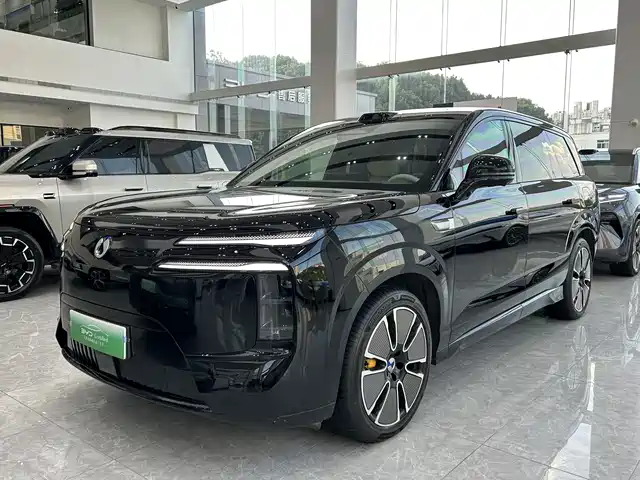 2025 Denza N8