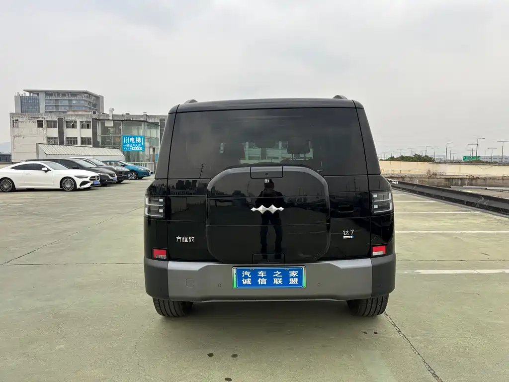 Fangchengbao Leopard 7 7 2025 190KM Max