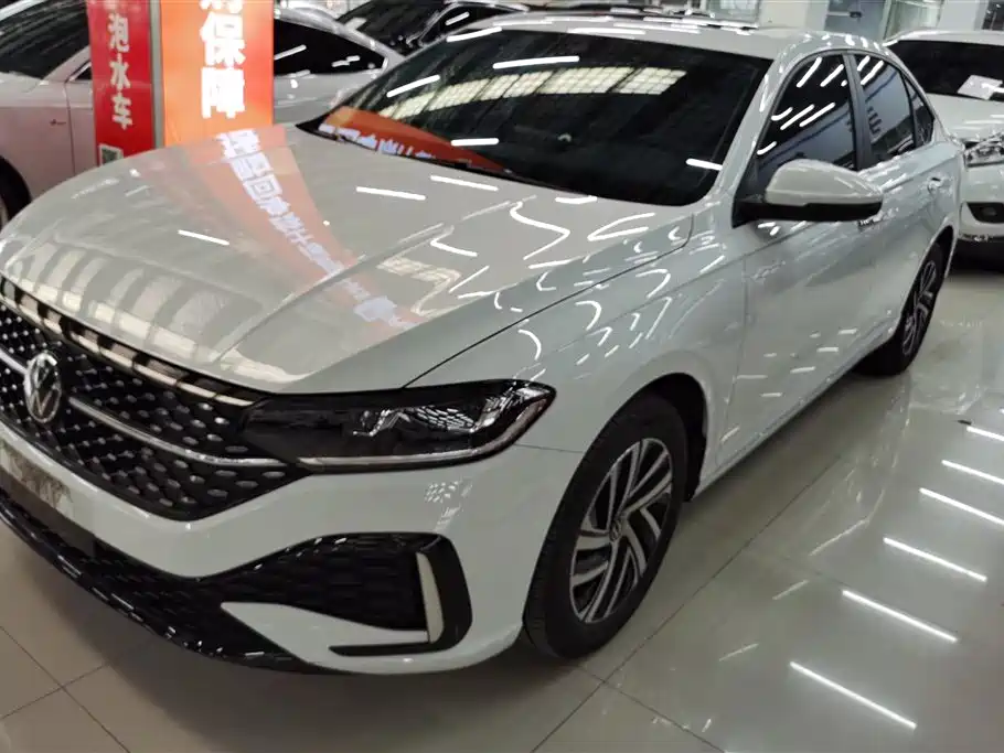 Купить Volkswagen Lavida