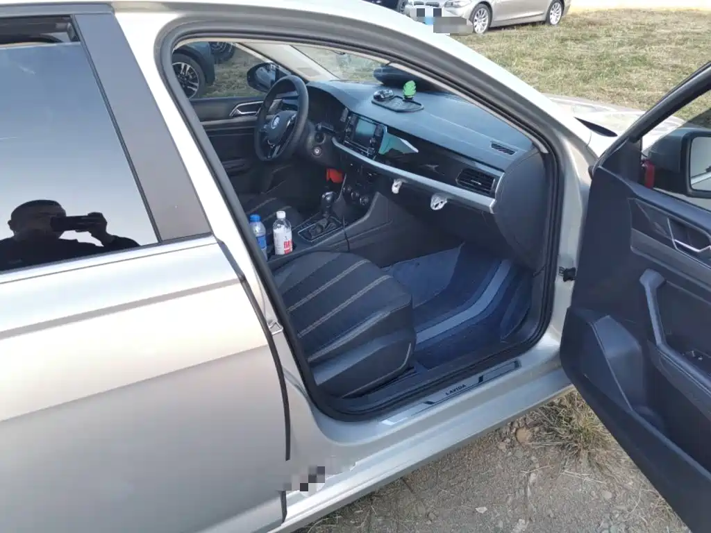 Volkswagen Lavida — миниатюра 18