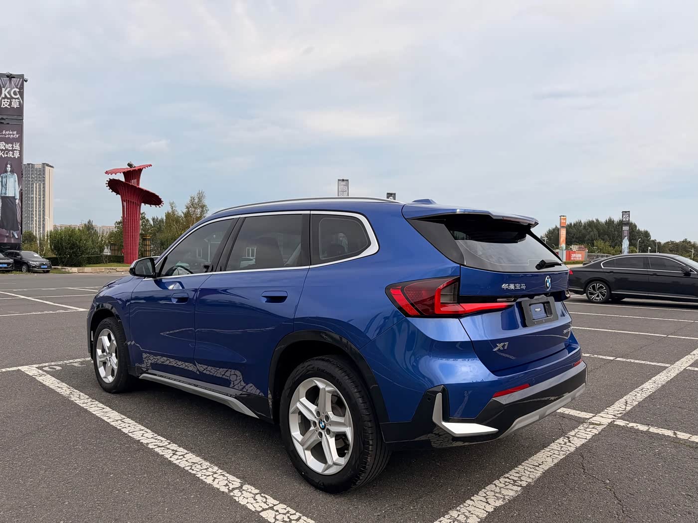 BMW X1 1.5 л 2023 г. Голубой, пробег 31000 км