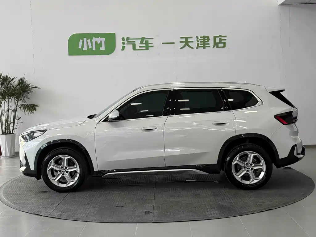 BMW X1 — миниатюра 9