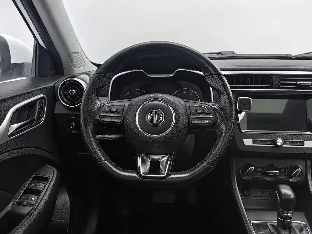 MG ZS — миниатюра 11