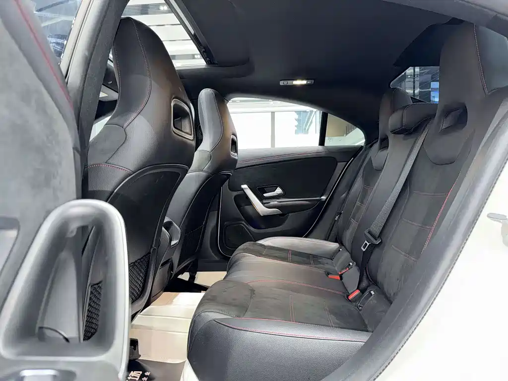 Mercedes-Benz CLA (Import) — миниатюра 6