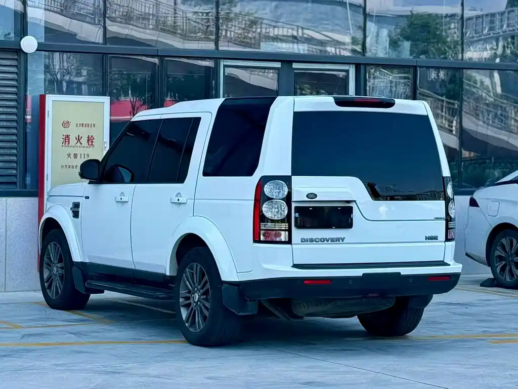 Land Rover Discovery — миниатюра 4
