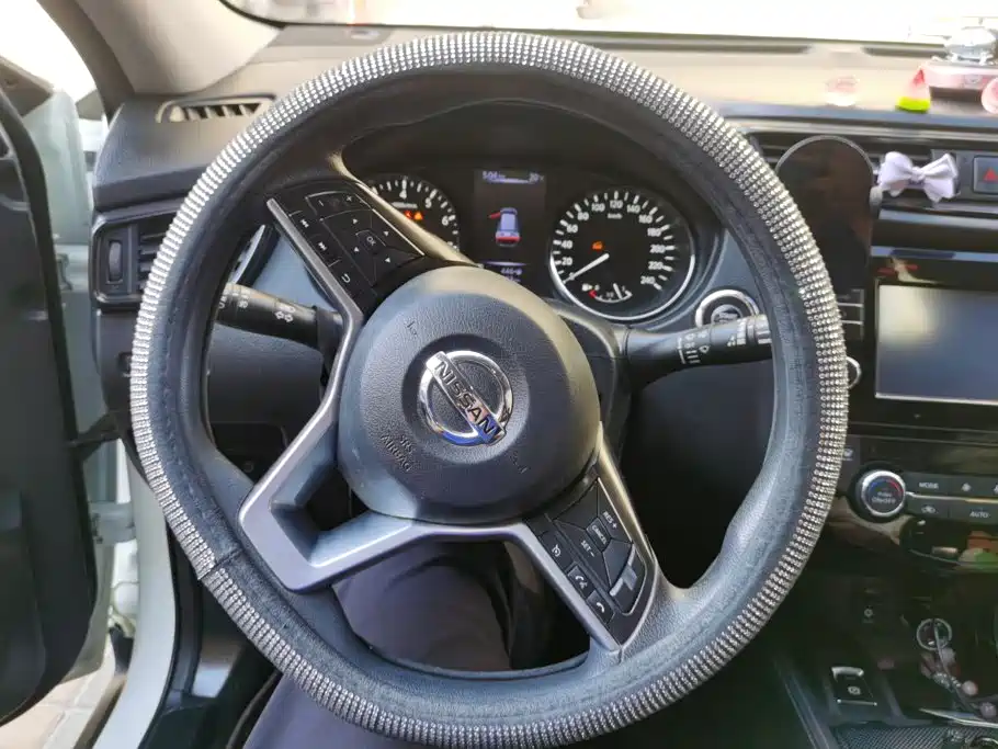 Nissan X-Trail — миниатюра 15
