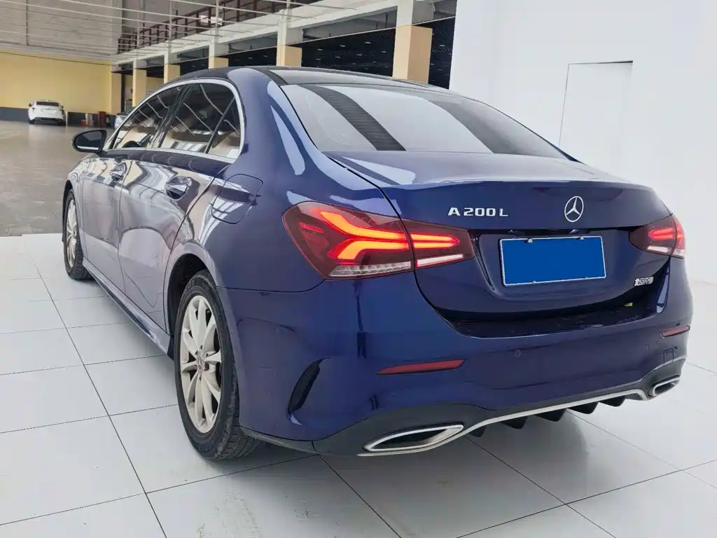 Mercedes-Benz A-Class — миниатюра 9