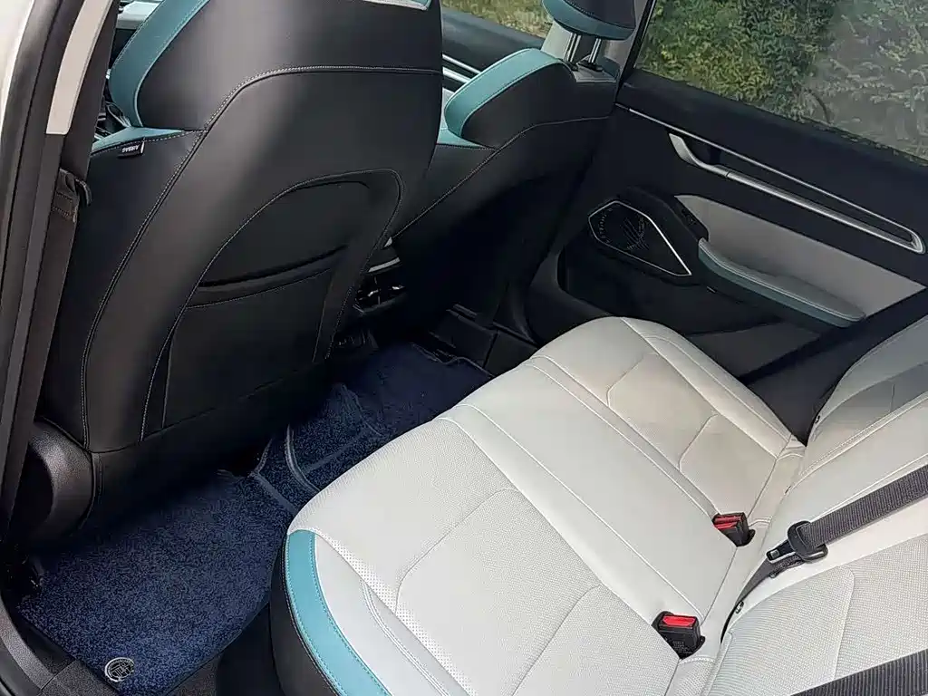 GEELY AUTOMOBILE EMGRAND