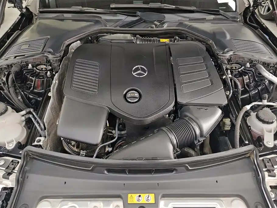 MERCEDES-BENZ C CLASS
