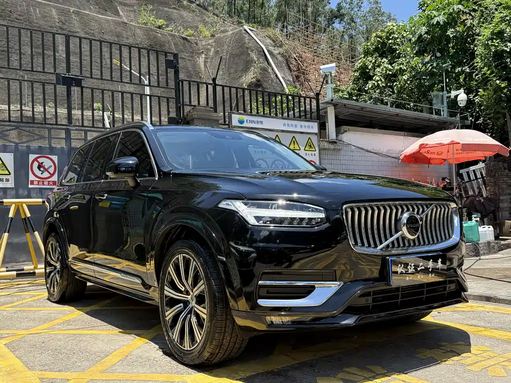 Volvo XC90 — миниатюра 2