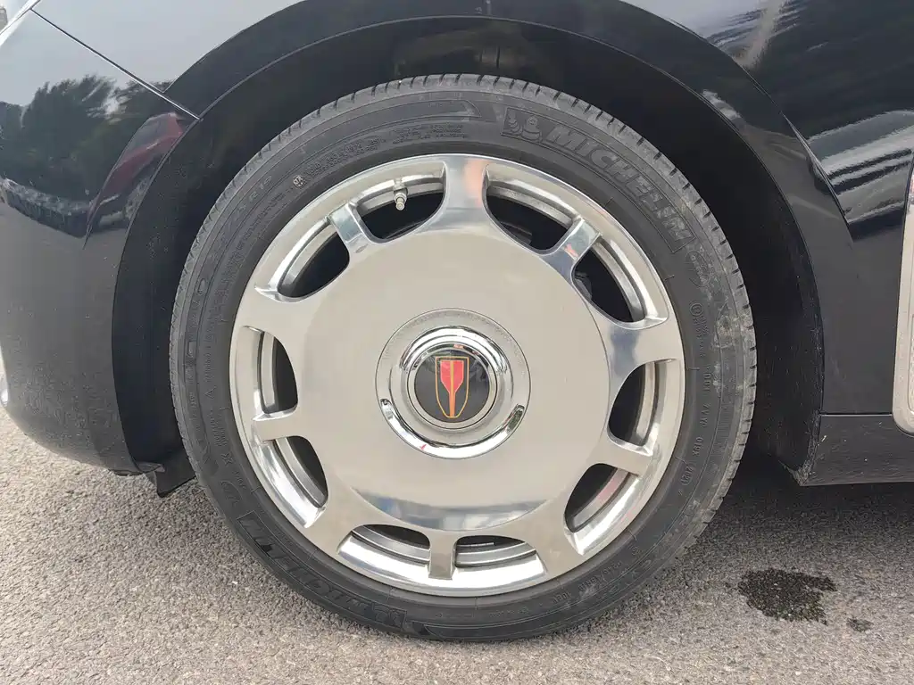 Hongqi H9 2020 2.0T