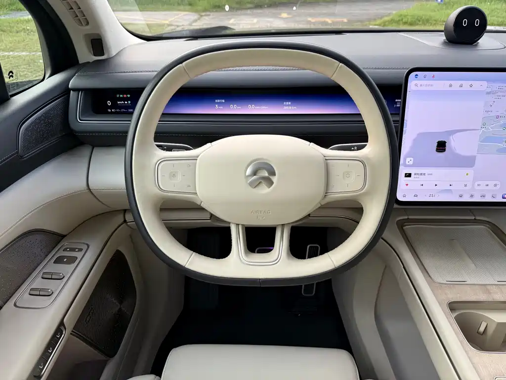 NIO ES8 — миниатюра 8