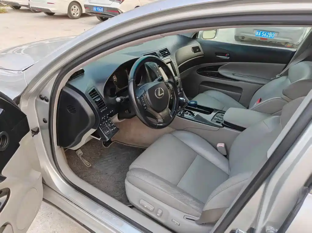 Lexus GS — миниатюра 4
