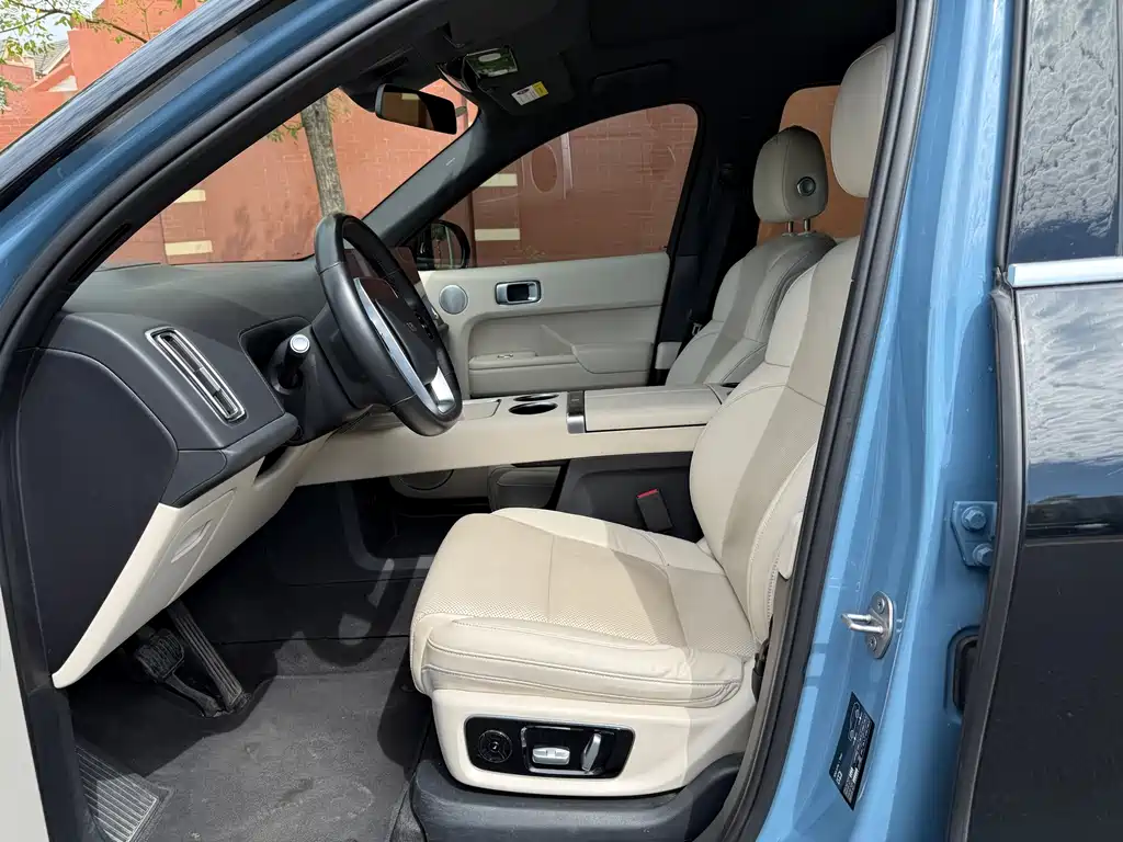 Li Auto Li L8 — миниатюра 5